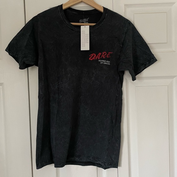 D.A.R.E Vintage Wash Tee - Picture 2 of 4